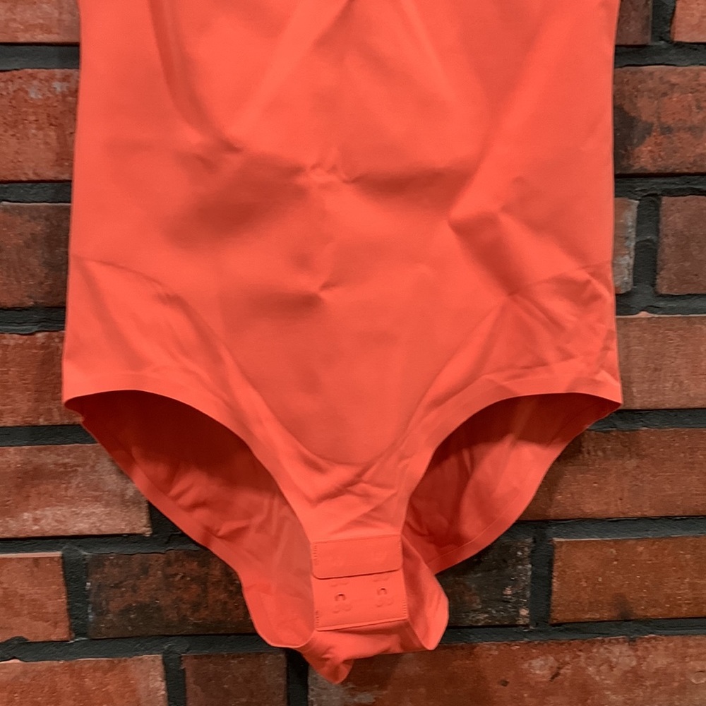 Heist The Outer' bodysuit - Picture 8 of 15